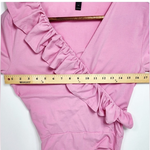 #91 J.Crew Pink Ruffle Wrap Style Bodysuit - Picture 6 of 7